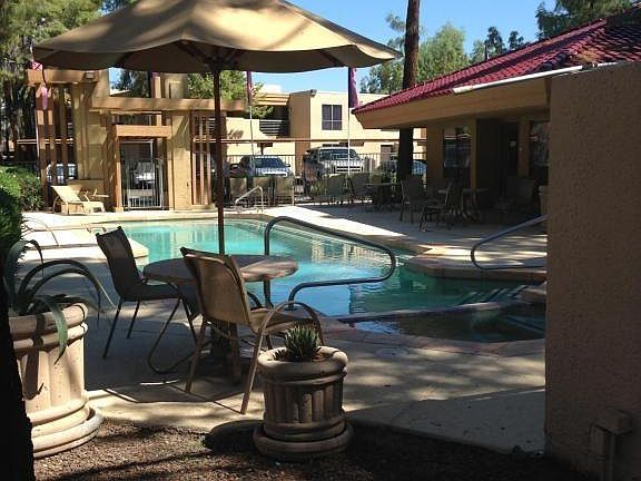 3rd image of 3329 W Danbury Dr #109