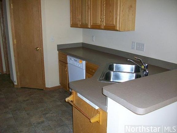 4th image of 15474 TUNGSTEN Street