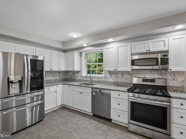 3820 Ingleside St, Olney, MD 20832