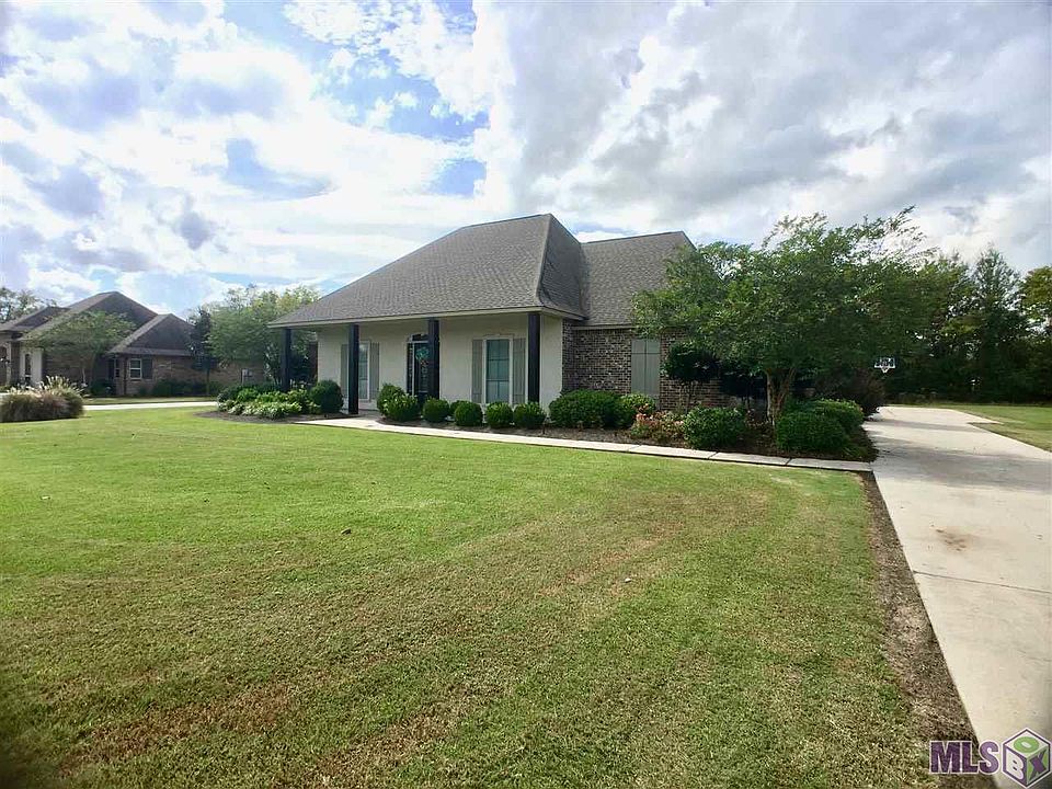 1st image of 670 Esperanza Dr