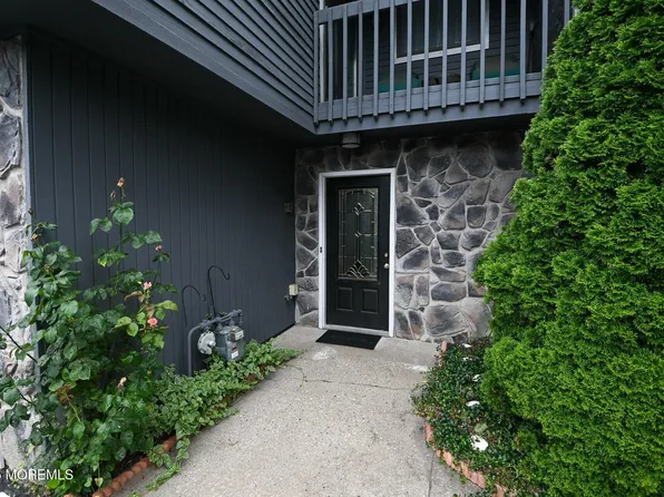 16 Devon Court, Spring Lake Heights, NJ 07762