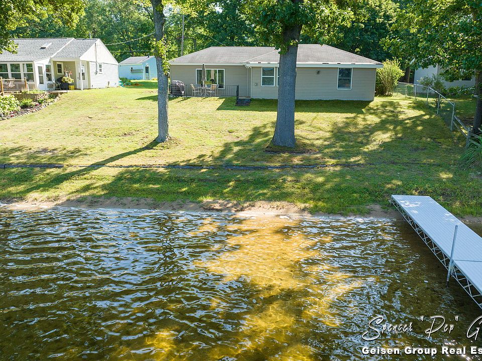 13929 Sunset Shores Dr NE, Cedar Springs, MI 49319 Zillow