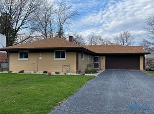 925 W Wayne St, Maumee, OH 43537