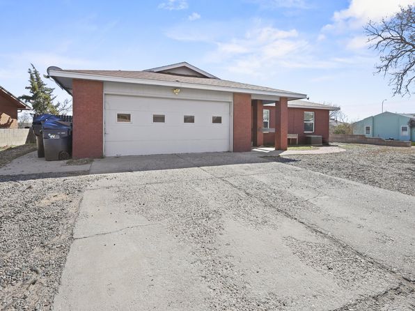2015 Zaragoza Rd SE, Rio Rancho, NM 87124