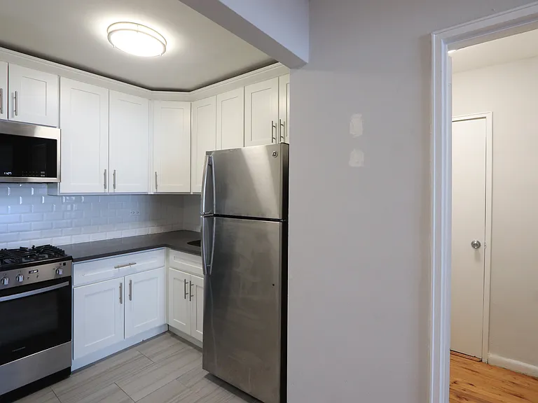 1811 Quentin Rd #7B — Photo 4