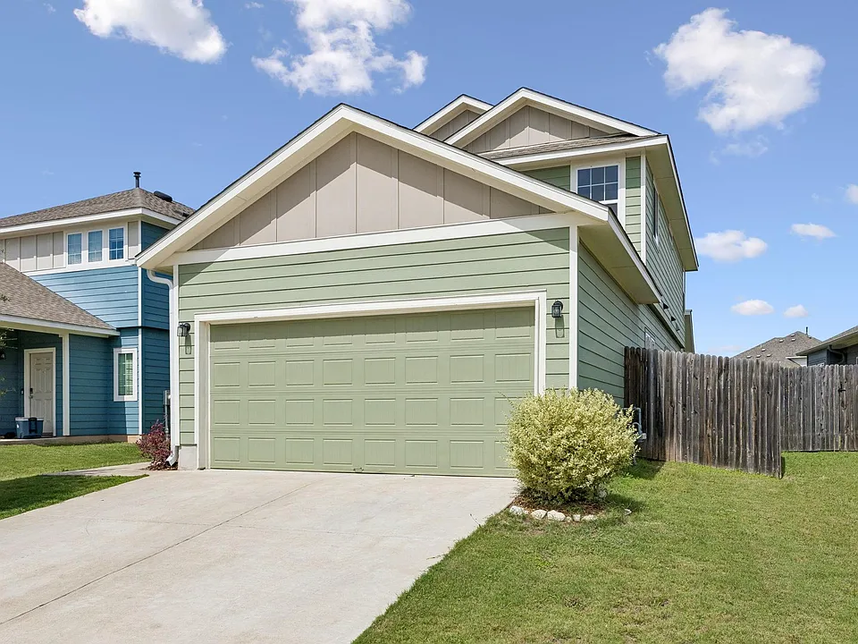2851 Brand Iron Dr