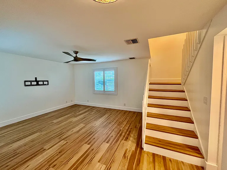 106 Linda Ln #4 — Photo 20