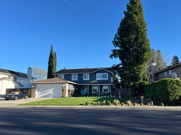 224 Stonegate Dr, Vacaville, CA 95687