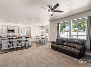 3265 S Daybreak Ave, Meridian, ID 83642