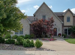 3115 Fiona Way, Bloomington, IL 61704