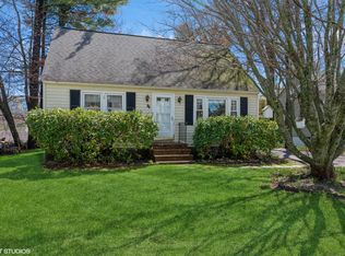 27 Franklin St, Saco, ME 04072