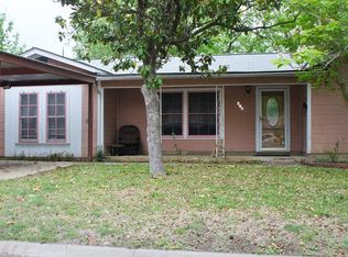 610 Leland St, Kerrville, TX 78028