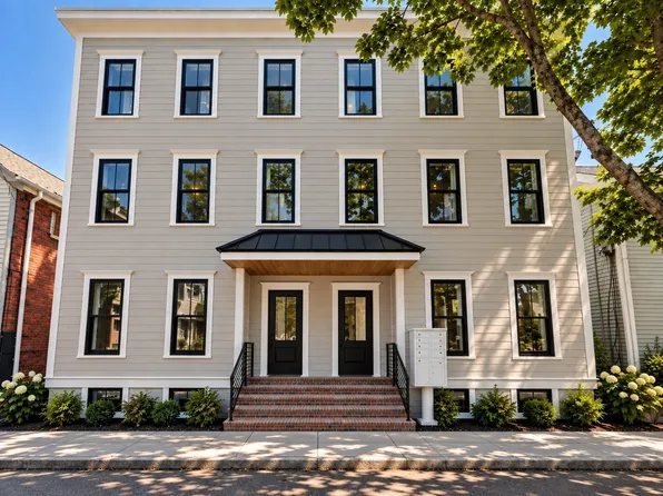 15 Hunting St #4, Cambridge, MA 02141