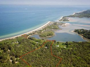 575 Chappaquonsett Rd, Tisbury, MA 02568