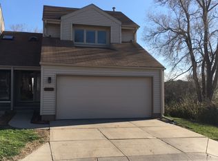 6225 Dorcas Plz, Omaha, NE 68106