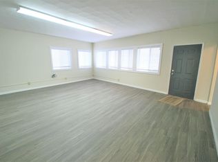 611 Rossville Rd STE 115, Waukon, IA 52172