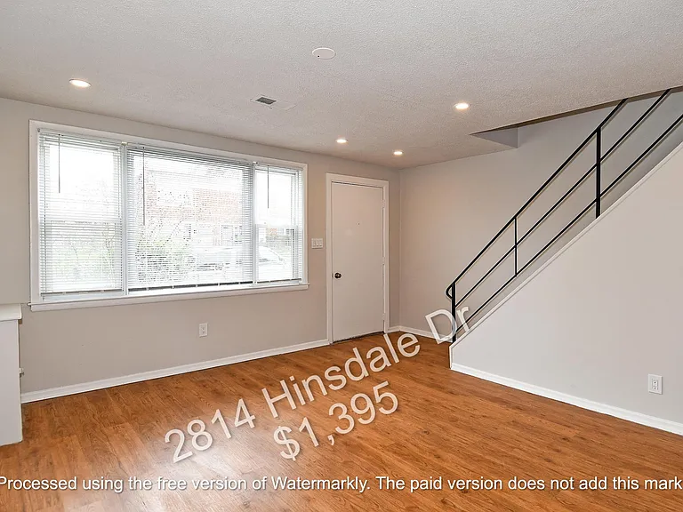 2814 Hinsdale Dr — Photo 3