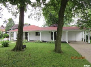 610 Broadway St, Metropolis, IL 62960