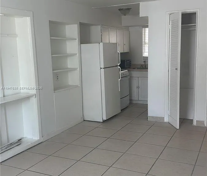 921 N 17th Ct #925 — Photo 18