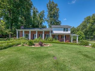 201 Robin Rd, Bristol, TN 37620