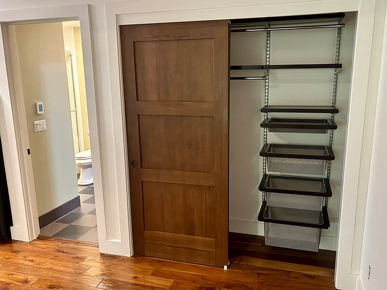 11 Park Ave — Photo 7