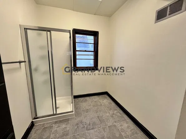 702 S 3rd Ave #1, Wausau, WI 54401