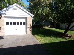 68 Brockley Rd, Rochester, NY 14609