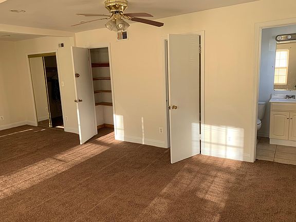 Master Bedroom, Bathrooms, Closet .k