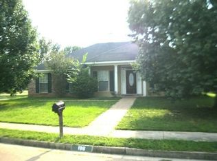 196 Peachtree St, Brandon, MS 39042