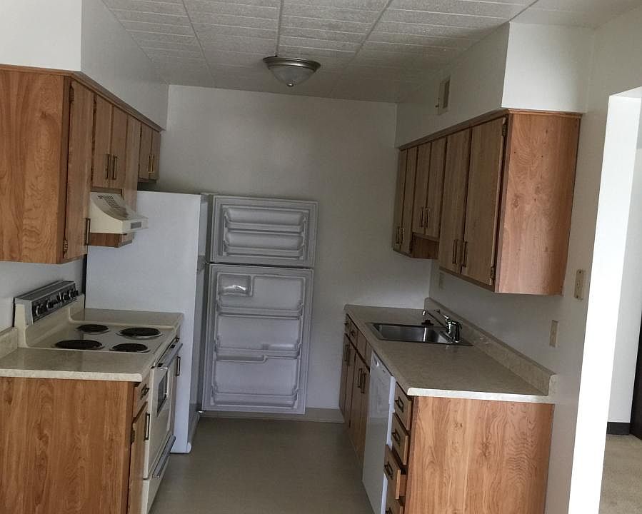 1st image of 1403 Villa Dr APT A