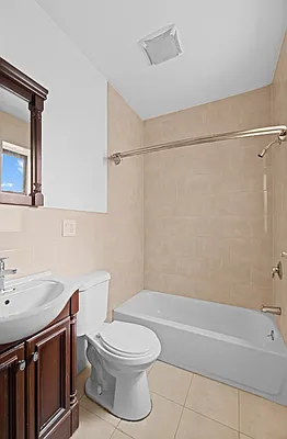 Rented by REAL New York | media 27