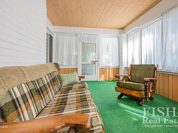 5th image of 1046 Hepburn St