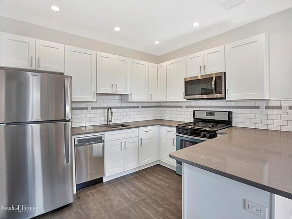 4th image of 1432 Pitkin Ave APT 1