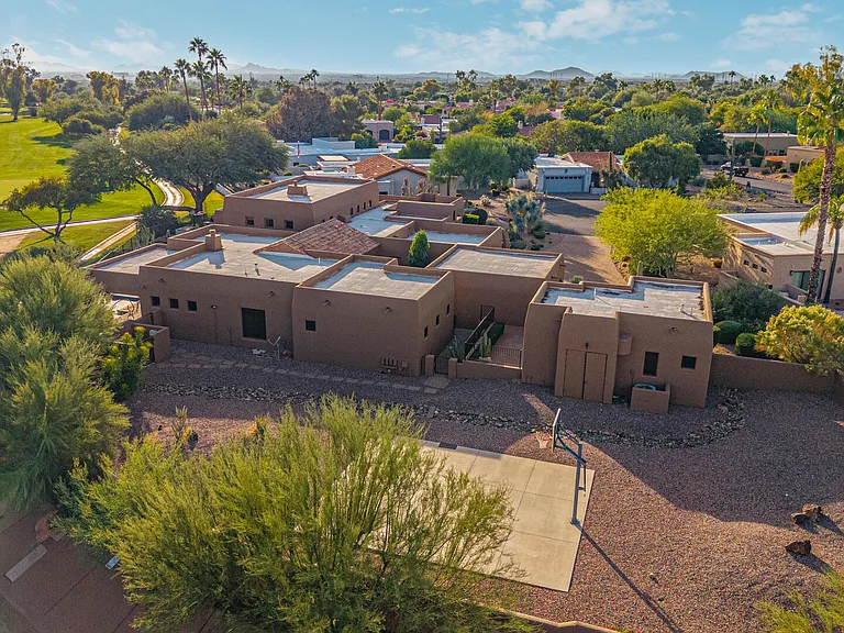 8406 E Calle Buena Vis — Photo 92