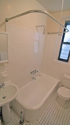 Rented by Tryax Realty Management | media 6