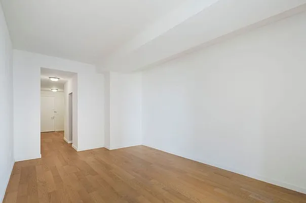 Rented by The Moinian Group | media 22