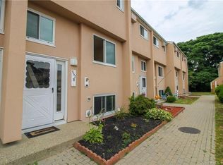 552 Shennecossett Rd APT B, Groton, CT 06340