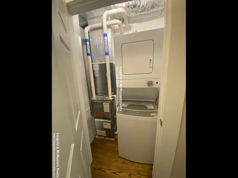 22 Short St #2 — Photo 5