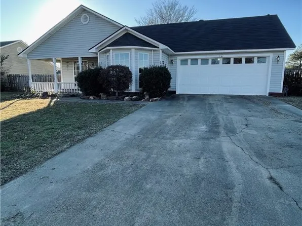261 Locust Dr, Greenwood, AR 72936