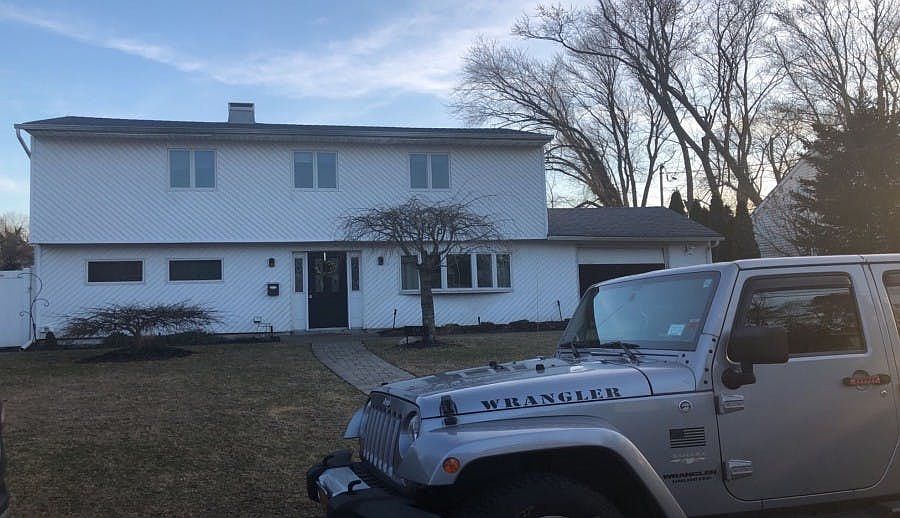 1st image of 540 Gwynn St