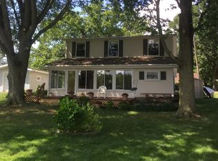 874 Charles Rd, Hudson, MI 49247