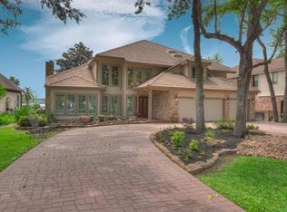 12835 Oak Village Dr, Montgomery, TX 77356