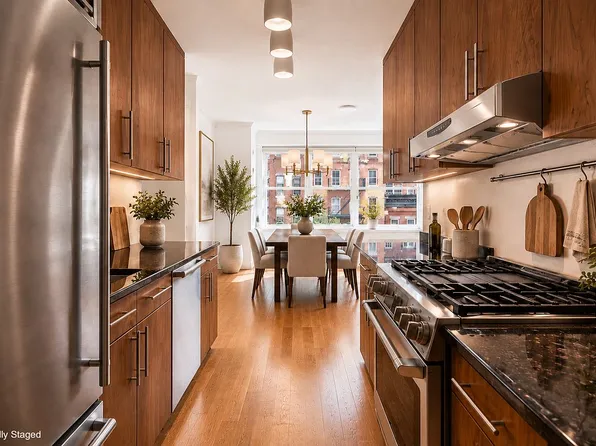 420 E 72nd St APT 7L, New York, NY 10021