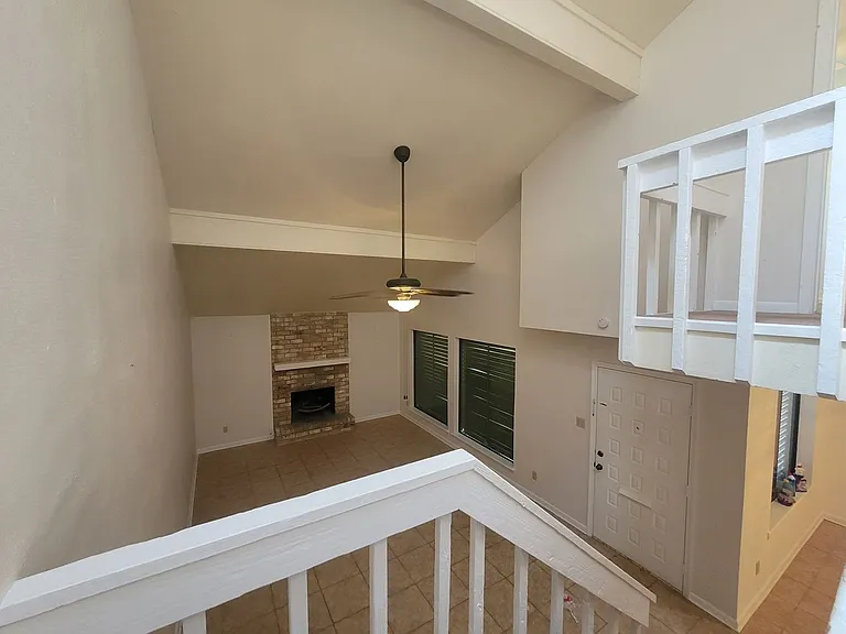 7523 Beaudelaire Cir — Photo 10
