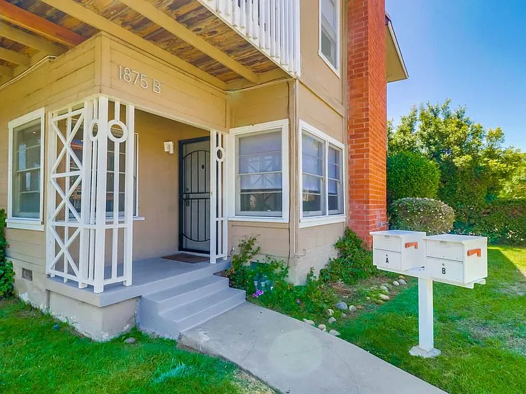 1875 Oliver Ave #B — Photo 25
