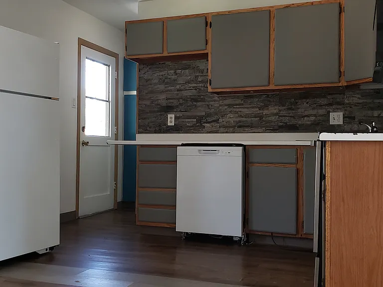16 E Devere Way — Photo 3