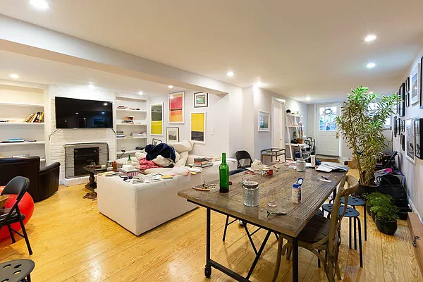 Rented by Double R Ventures LLC | media 13