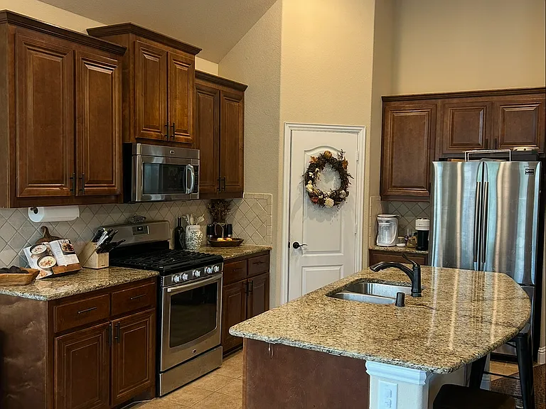 1120 Haskell Dr — Photo 5