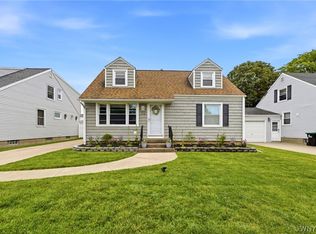 114 Sherwin Dr, Tonawanda, NY 14150