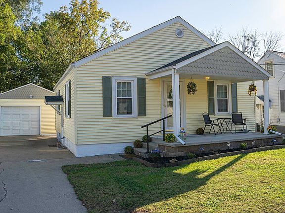 2nd image of 228 Lawnridge Dr